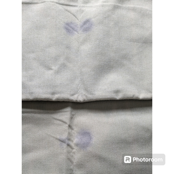 Irish Themed Cushions. 1 Pair. Green and White. - Picture 4 of 10